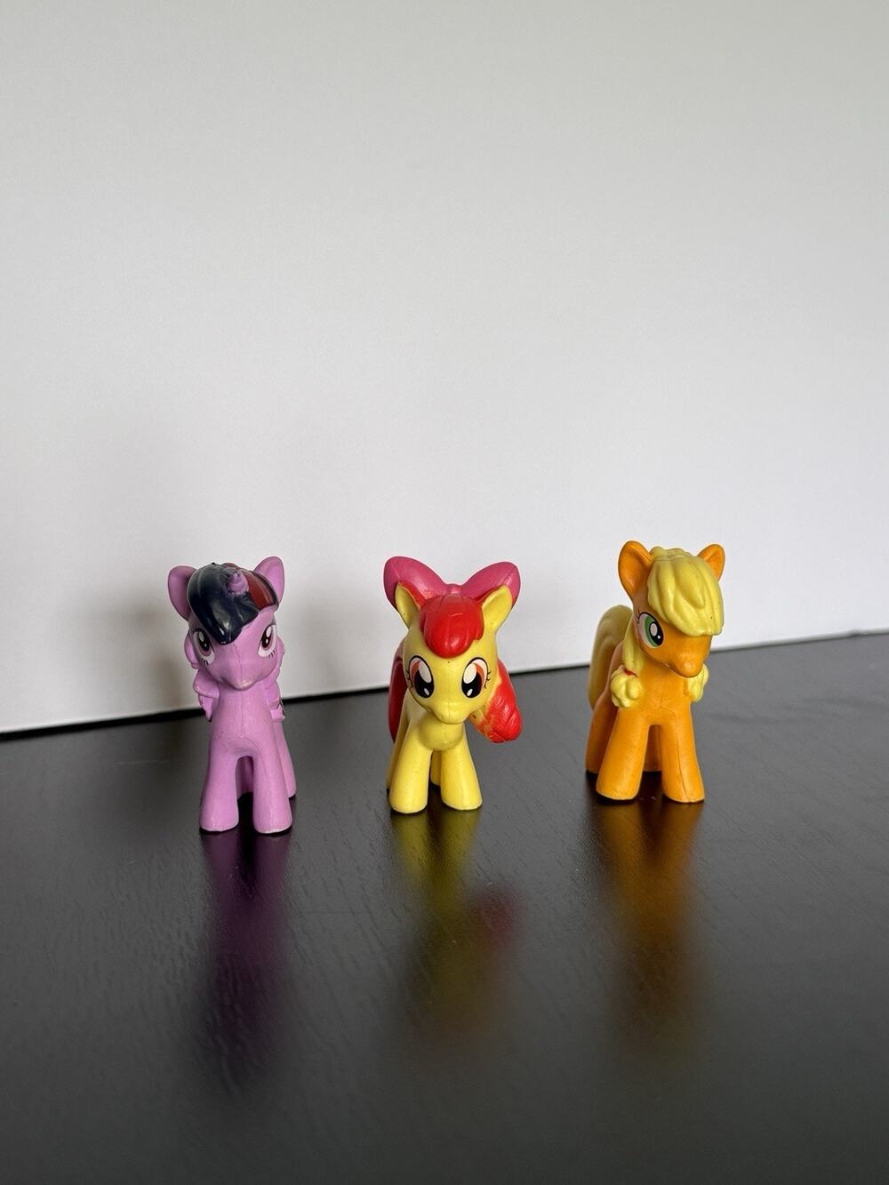 My Little Pony Twilight Sparkle Applejack Yellow Pony Mini Figure Lot Of 3Hasbro